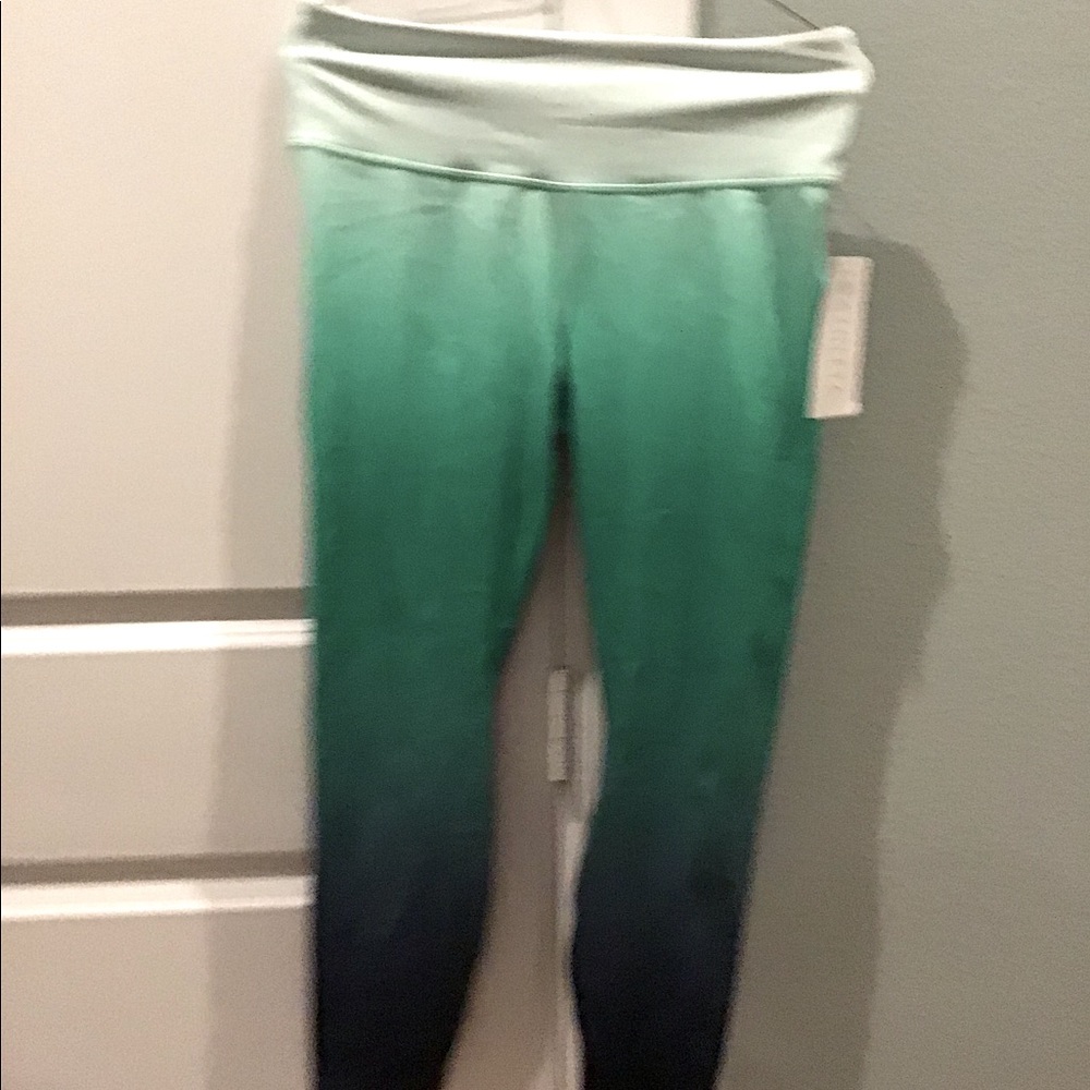 Athleta Elevation Ombré 7/8 Tights | Blue/Green | Medium